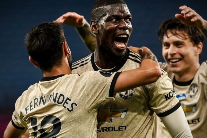 Paul Pogba xác nhận ở lại MU