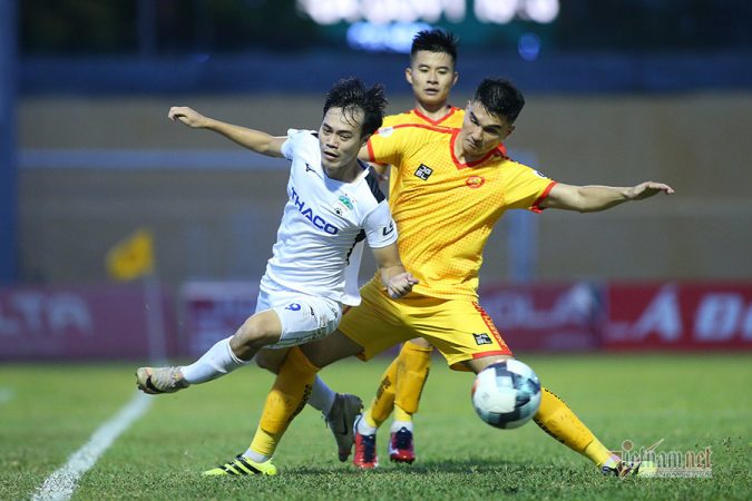 V-Leauge cán đích sớm nhờ tuyển Việt Nam trắng giải