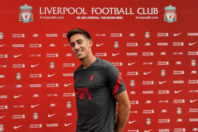 Liverpool gian nan bảo vệ ngôi vương Premier League