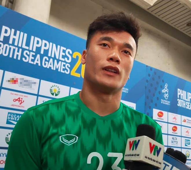 U22 Việt Nam đấu Indonesia: Bùi Tiến Dũng quyết giữ sạch lưới, "bắt bài" đối thủ - 1